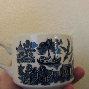 Tea Cup, Blue Willow, Churchhill England China